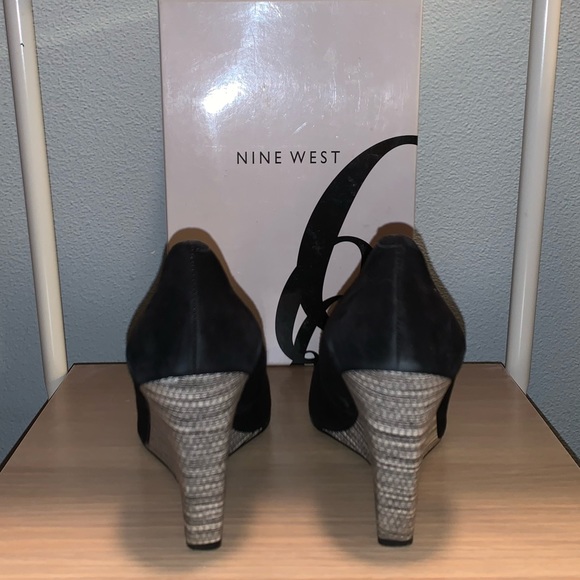 Suede Leather Black White Wedge Heels Pumps - Picture 4 of 6